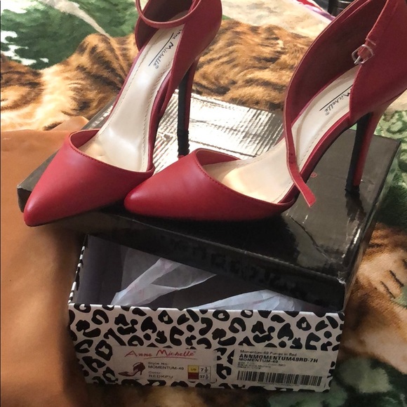 Anne Michelle red shoes. - Picture 7 of 9